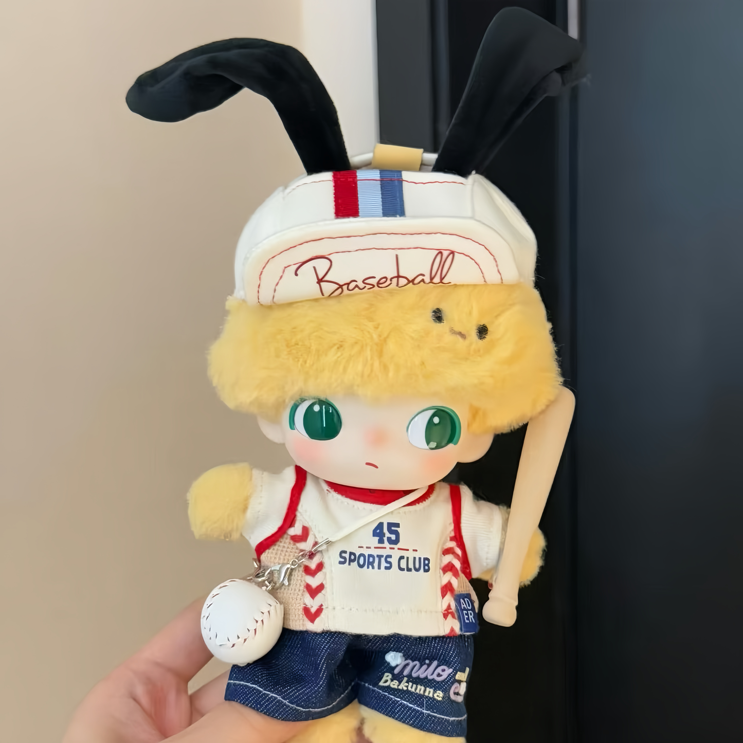 Stylish baseball set using a variety of 15-17cm dolls
