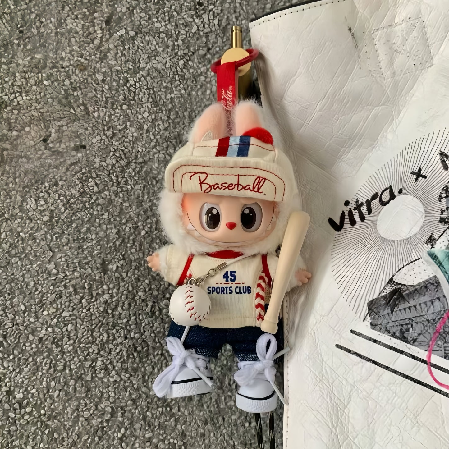 Stylish baseball set using a variety of 15-17cm dolls